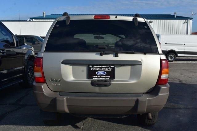 used 2004 Jeep Grand Cherokee car, priced at $3,199