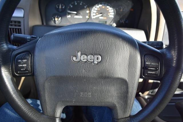 used 2004 Jeep Grand Cherokee car, priced at $3,199