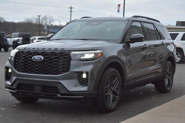 new 2025 Ford Explorer car, priced at $51,500