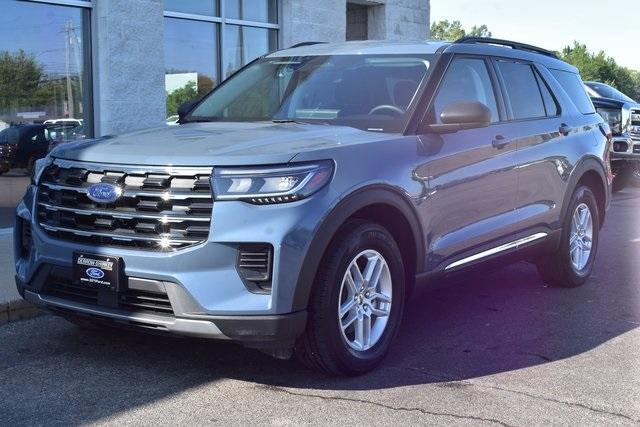 used 2025 Ford Explorer car, priced at $41,899