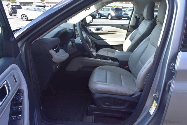 used 2025 Ford Explorer car, priced at $40,987