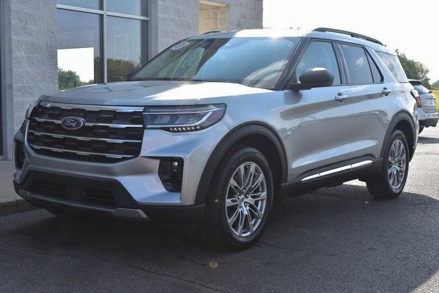 used 2025 Ford Explorer car, priced at $40,987