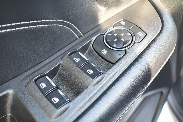 used 2024 Ford Edge car, priced at $28,998