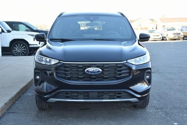 used 2023 Ford Escape car, priced at $24,987