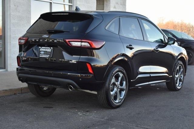 used 2023 Ford Escape car, priced at $24,987