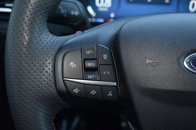 used 2023 Ford Escape car, priced at $24,987