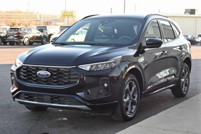 used 2023 Ford Escape car, priced at $24,987