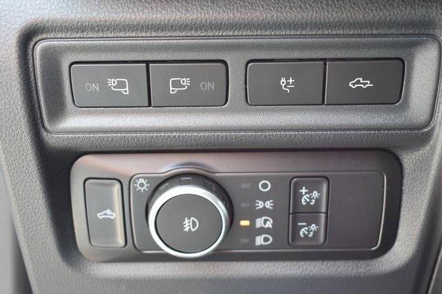 used 2022 Ford F-150 car, priced at $45,457