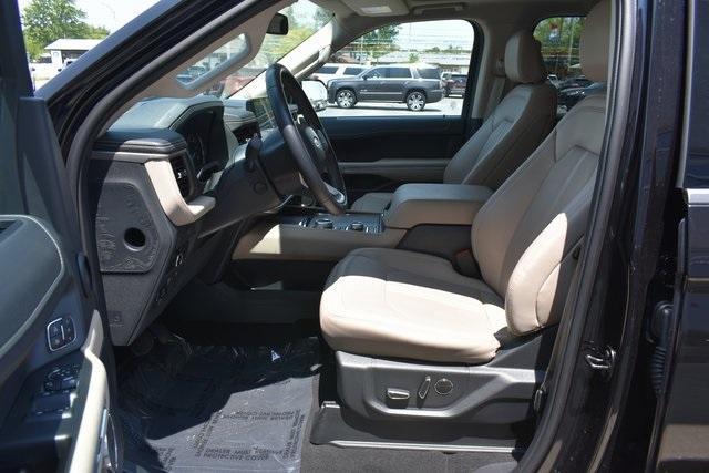 used 2024 Ford Expedition car, priced at $59,936