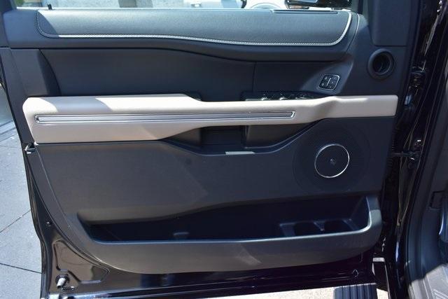 used 2024 Ford Expedition car, priced at $62,994