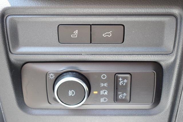 used 2024 Ford Expedition car, priced at $62,994