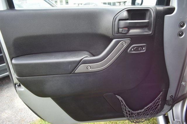 used 2014 Jeep Wrangler Unlimited car, priced at $13,590