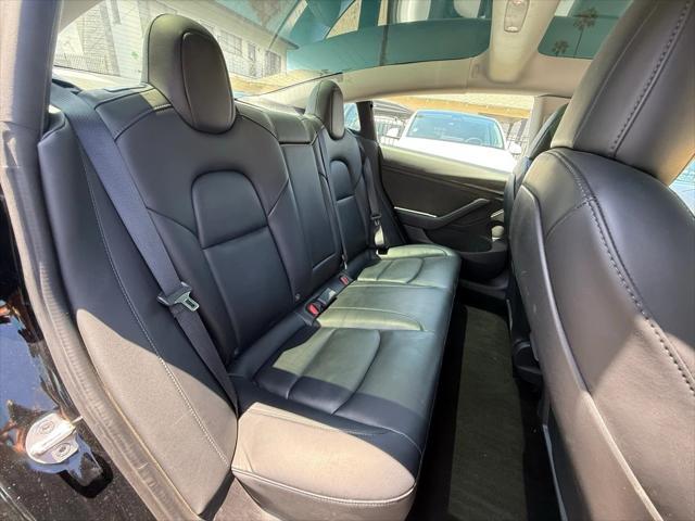 used 2022 Tesla Model 3 car, priced at $24,999