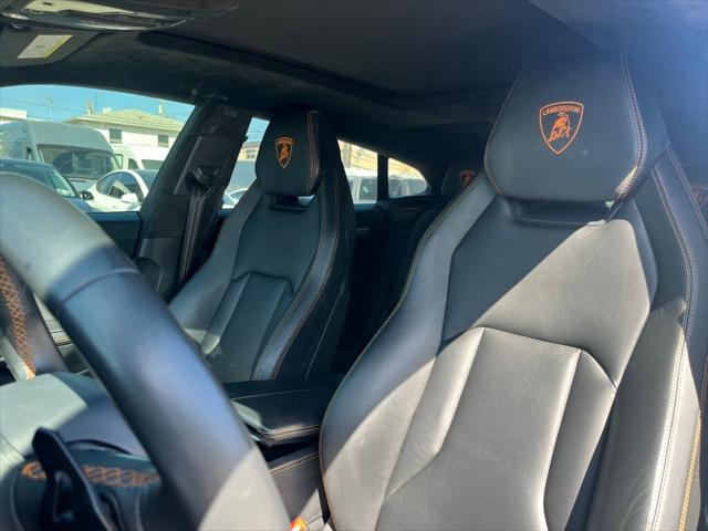 used 2019 Lamborghini Urus car, priced at $173,673