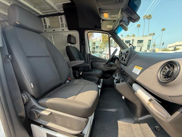 used 2022 Mercedes-Benz Sprinter 2500 car, priced at $35,999