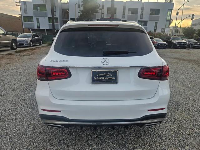 used 2020 Mercedes-Benz GLC 300 car, priced at $21,999