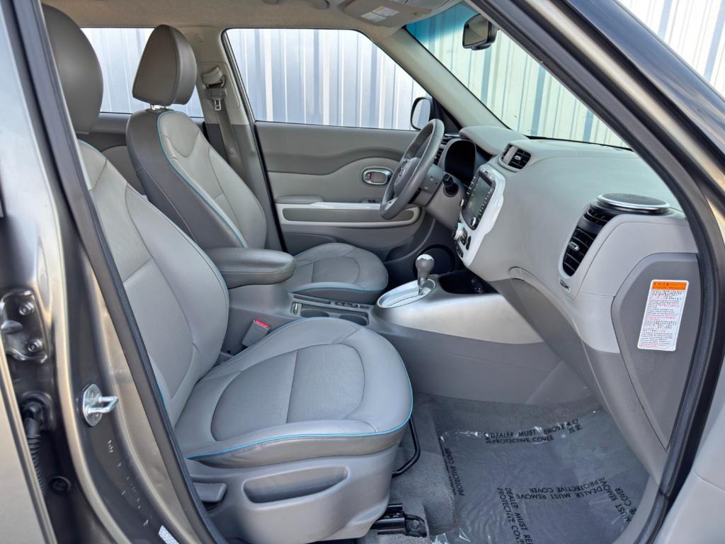 used 2016 Kia Soul EV car, priced at $5,000