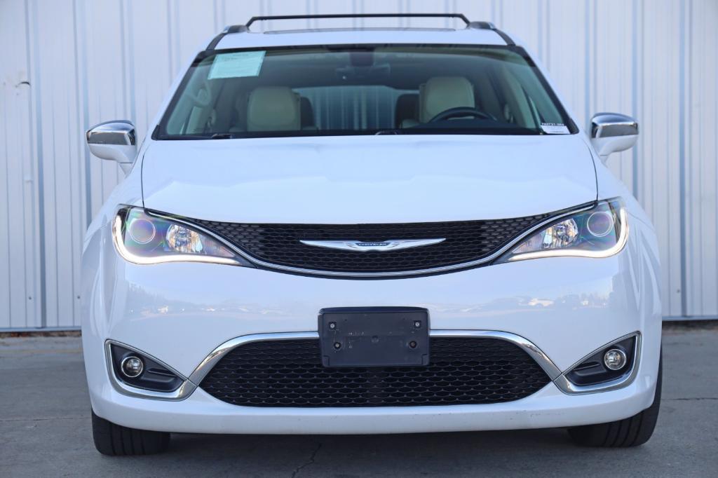 used 2017 Chrysler Pacifica car, priced at $14,000