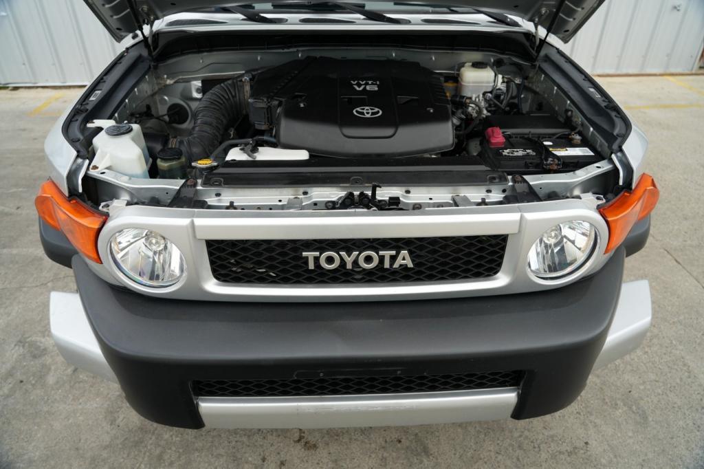used 2008 Toyota FJ Cruiser car, priced at $10,750