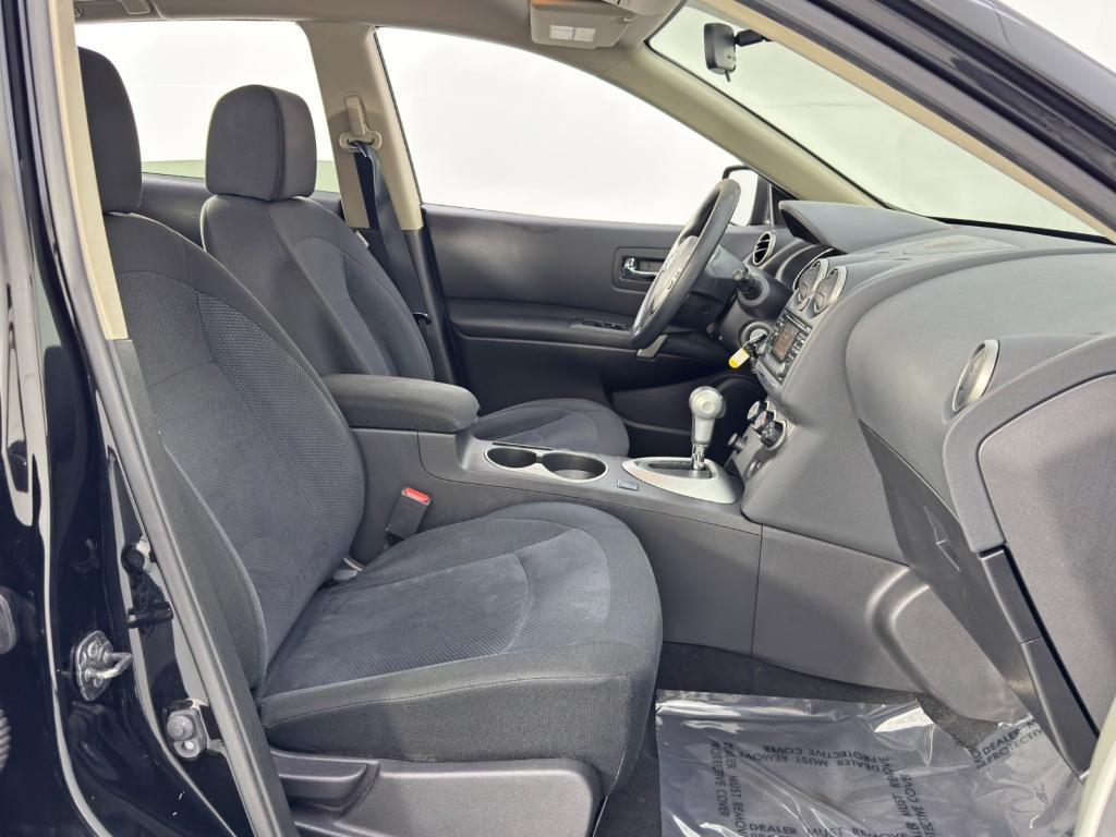 used 2015 Nissan Rogue Select car, priced at $5,000