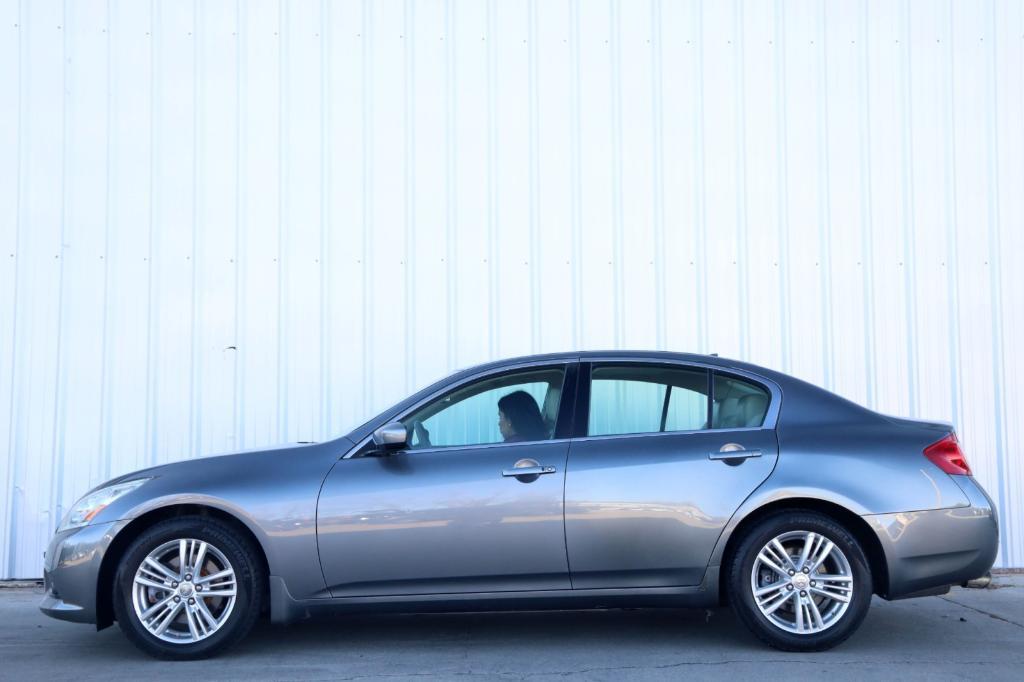 used 2011 INFINITI G25x car