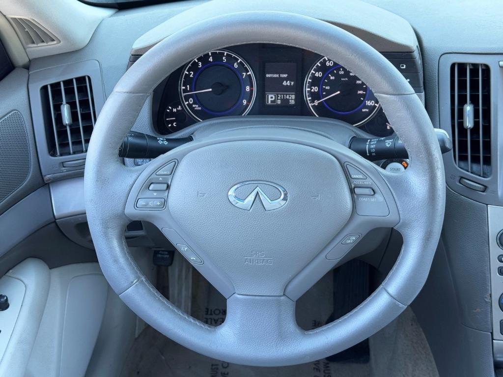 used 2011 INFINITI G25x car