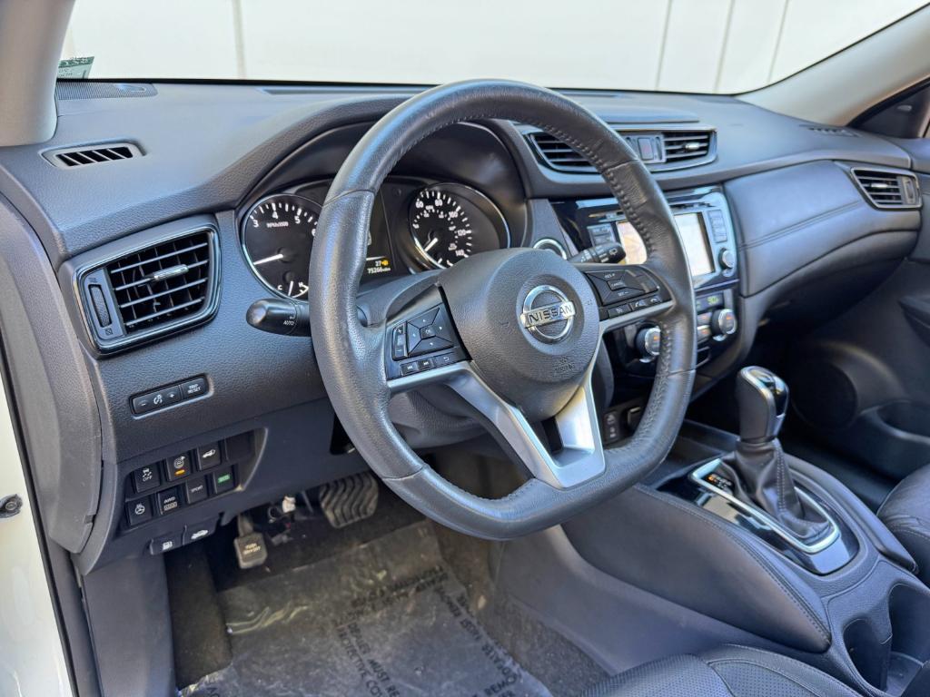 used 2017 Nissan Rogue car