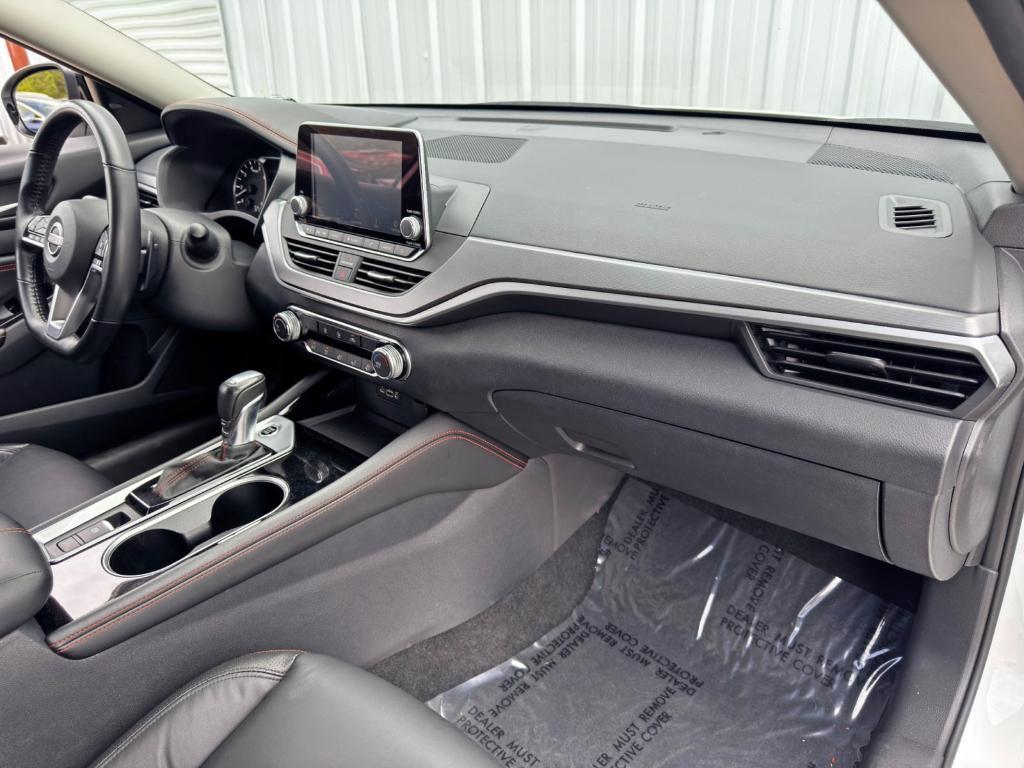 used 2023 Nissan Altima car