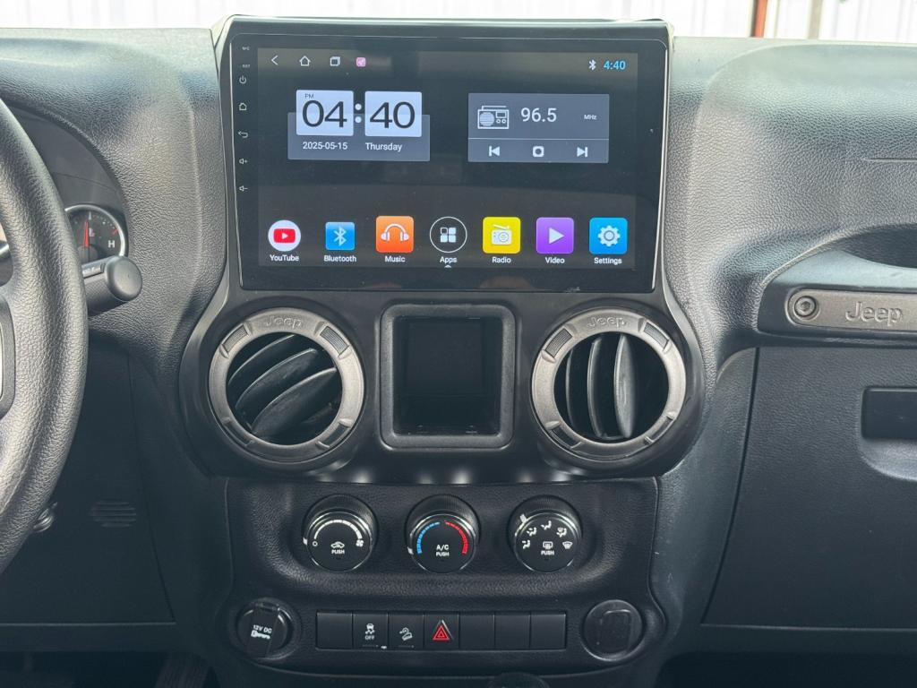 used 2013 Jeep Wrangler Unlimited car, priced at $14,000
