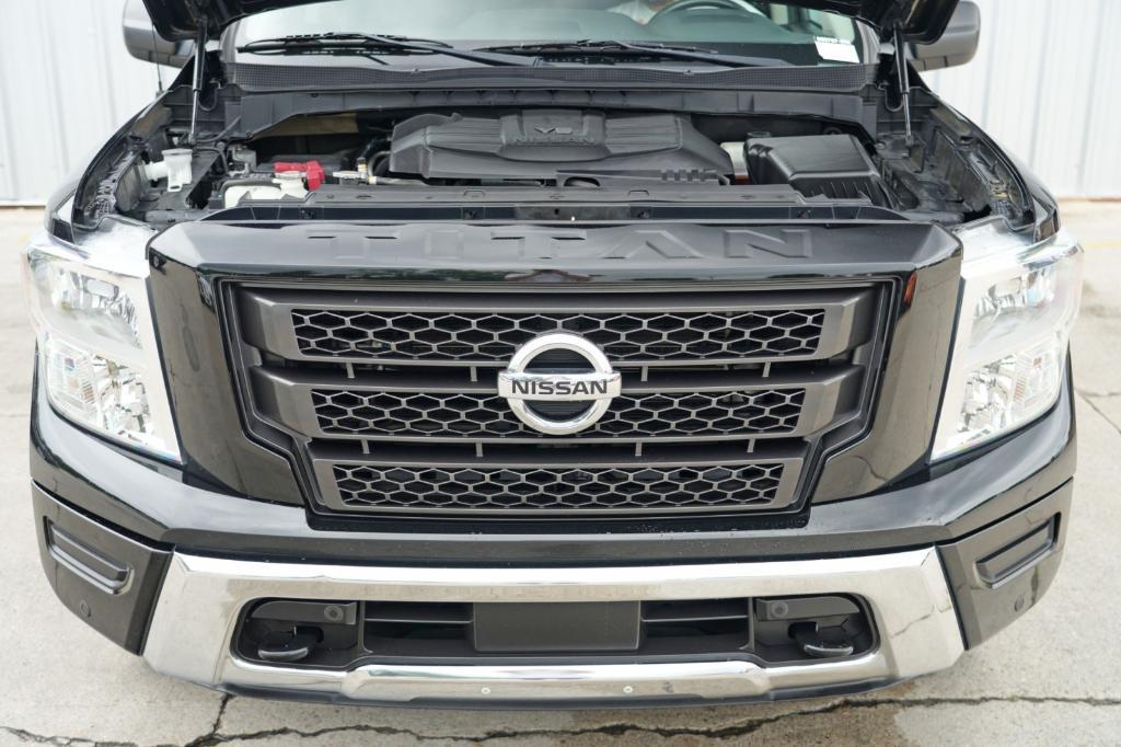 used 2021 Nissan Titan car
