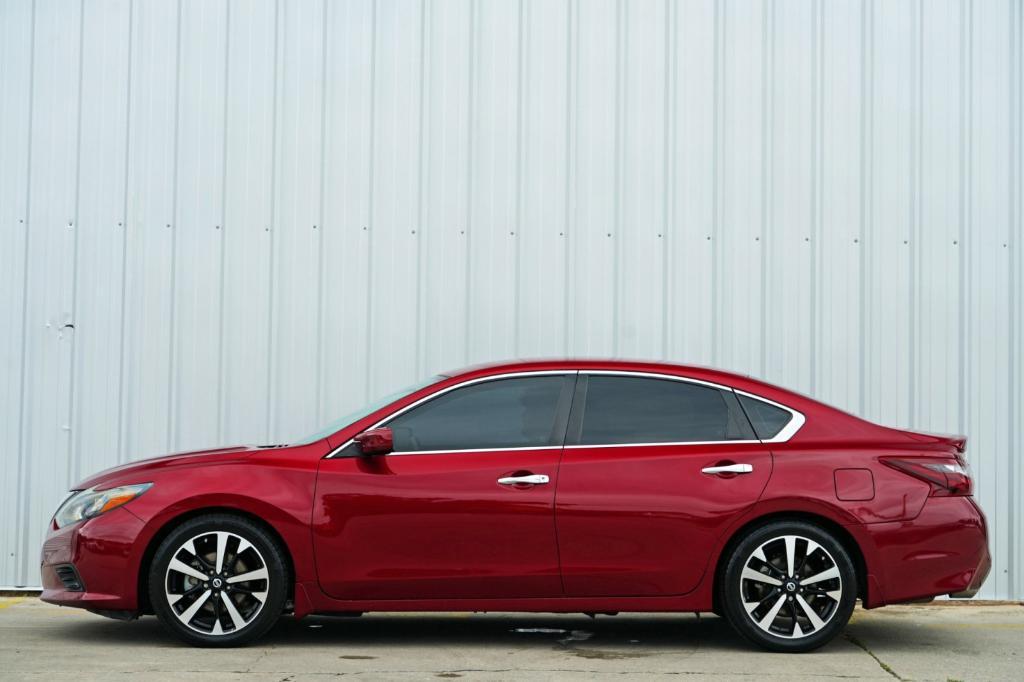 used 2018 Nissan Altima car, priced at $13,500