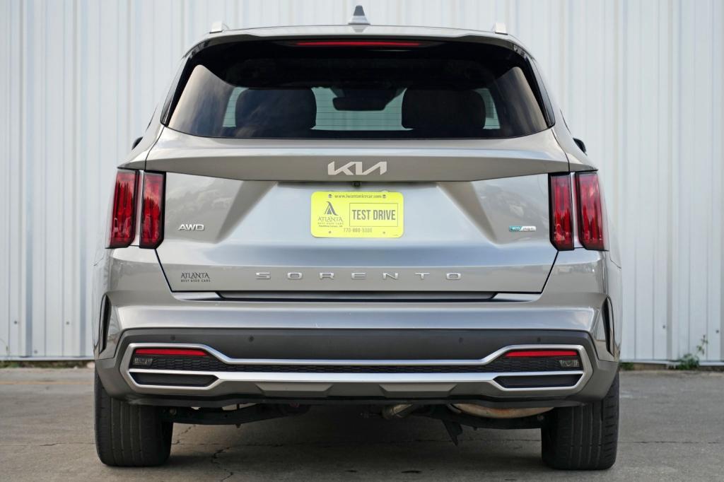used 2022 Kia Sorento Plug-In Hybrid car, priced at $23,000