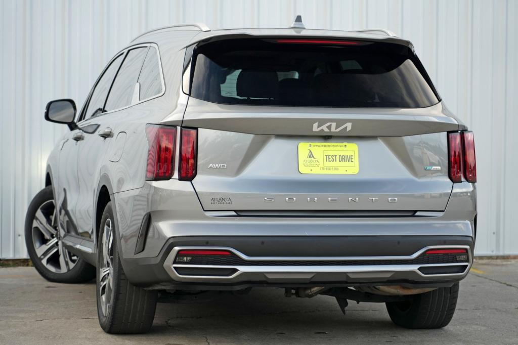 used 2022 Kia Sorento Plug-In Hybrid car, priced at $23,000