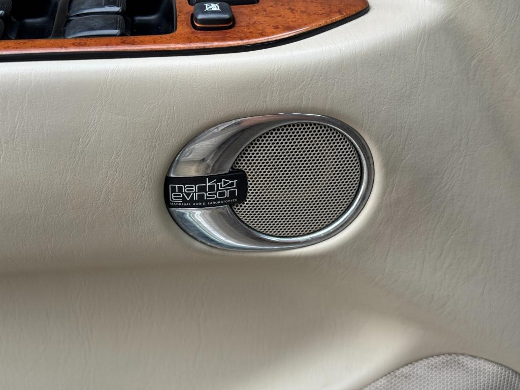 used 2005 Lexus LX 470 car, priced at $12,000