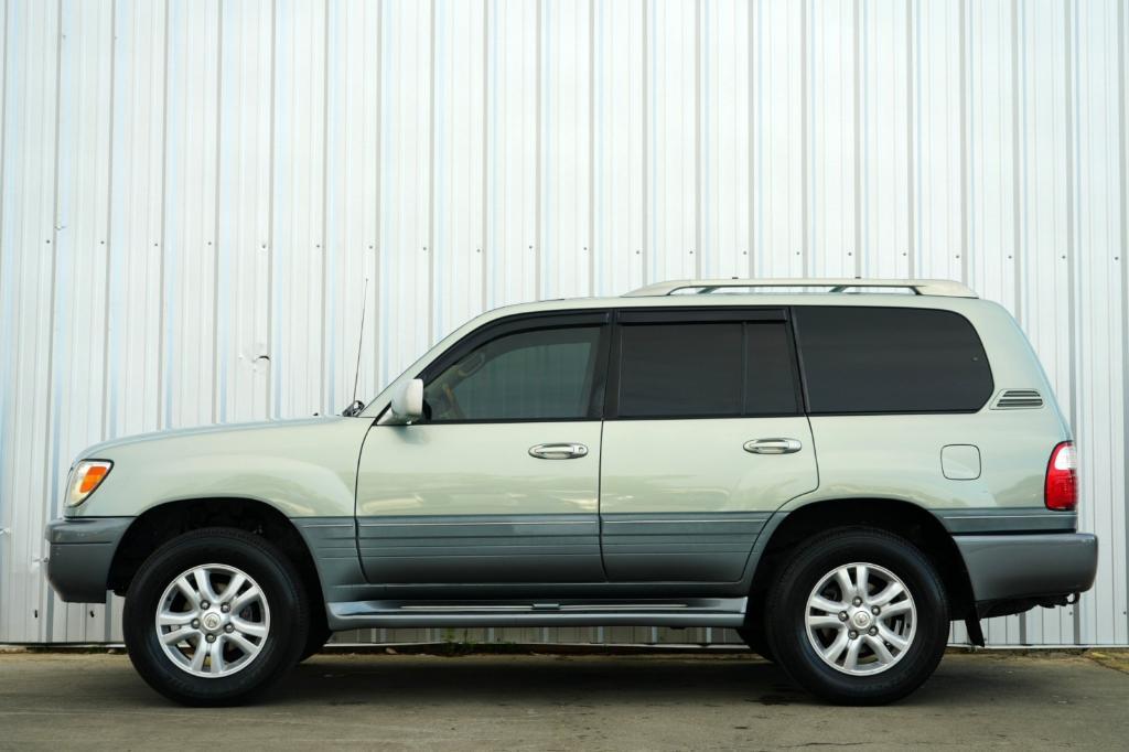 used 2005 Lexus LX 470 car, priced at $12,000
