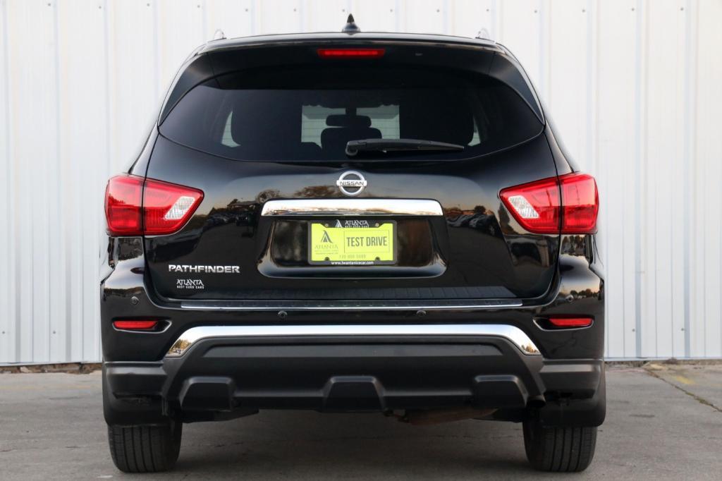 used 2020 Nissan Pathfinder car, priced at $14,000