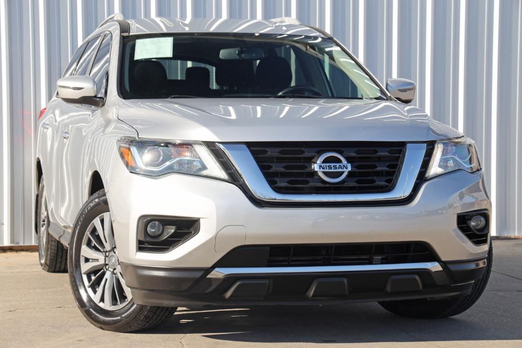 used 2020 Nissan Pathfinder car, priced at $16,000