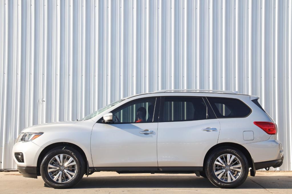 used 2020 Nissan Pathfinder car, priced at $16,000