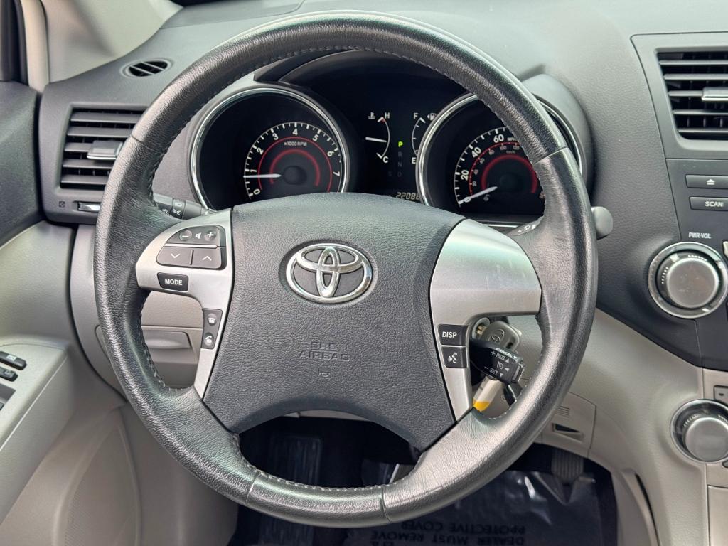used 2011 Toyota Highlander car, priced at $8,000