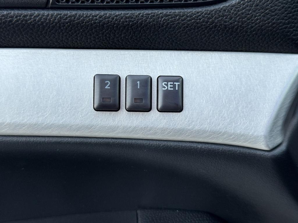 used 2009 INFINITI G37 car, priced at $6,000