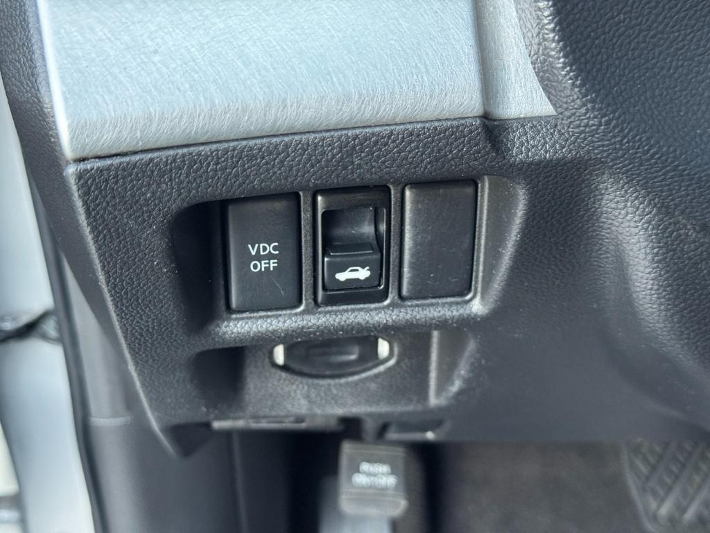 used 2009 INFINITI G37 car, priced at $6,000