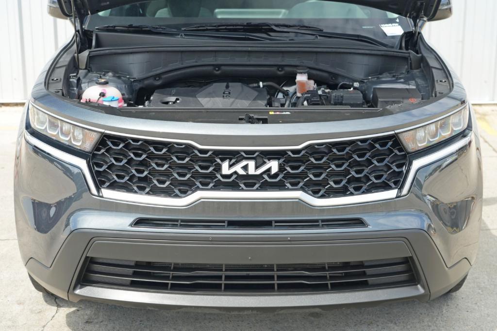 used 2022 Kia Sorento car, priced at $21,000