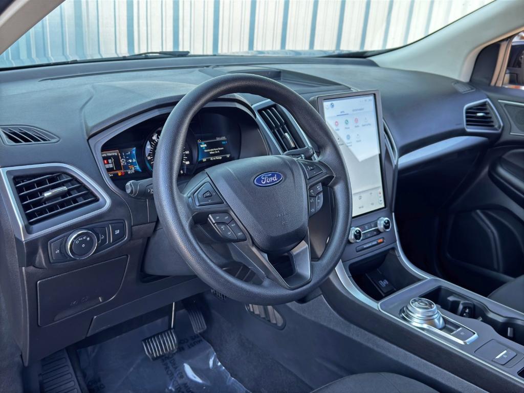 used 2022 Ford Edge car, priced at $18,000