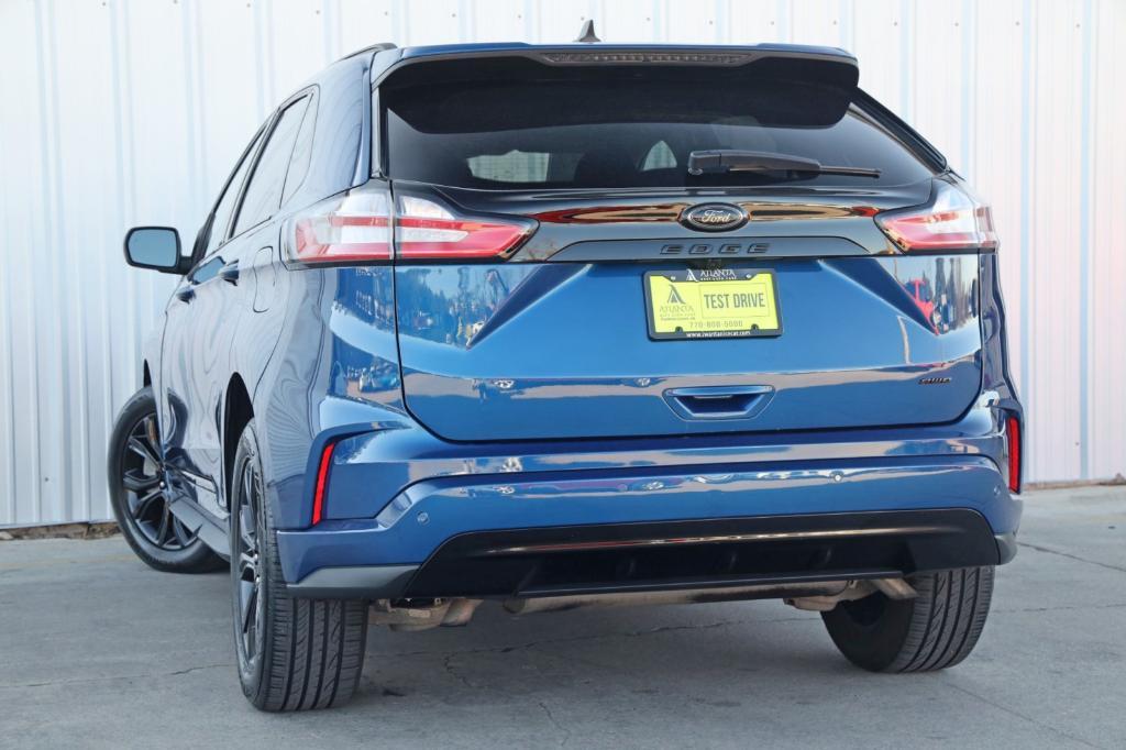 used 2022 Ford Edge car, priced at $18,000