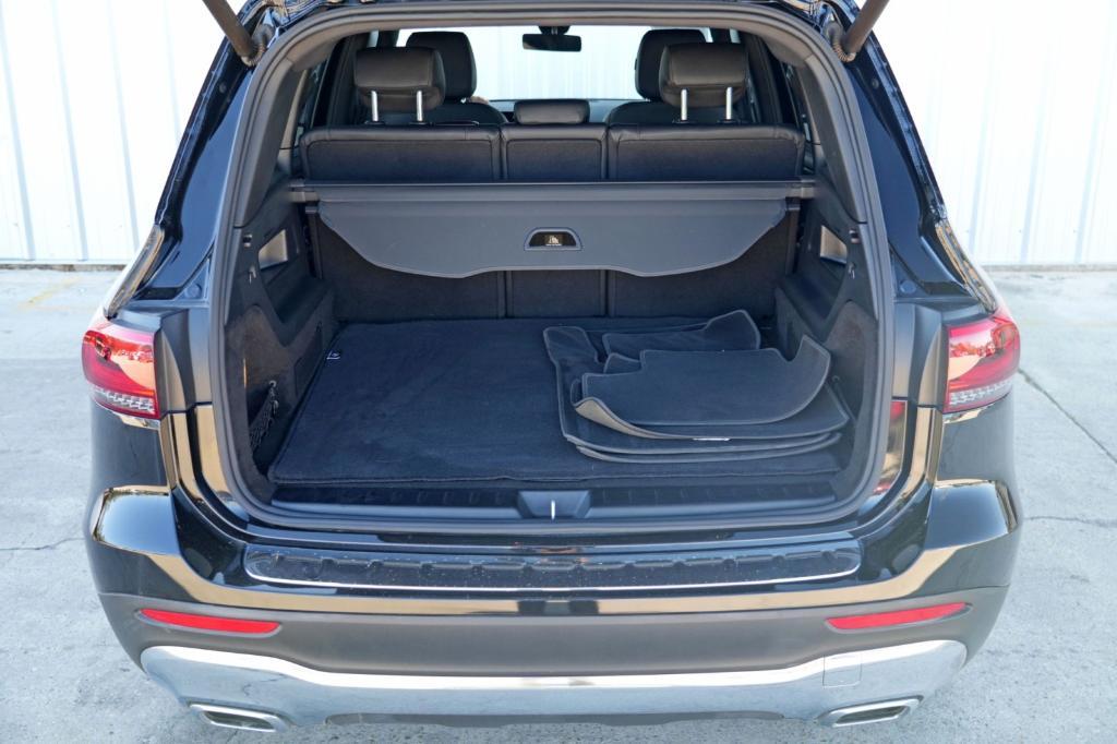used 2021 Mercedes-Benz GLB 250 car, priced at $22,000