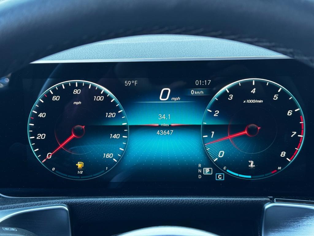 used 2021 Mercedes-Benz GLB 250 car, priced at $22,000
