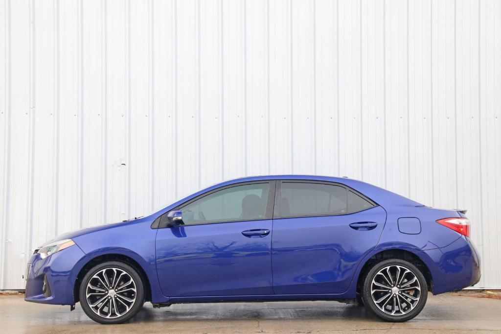 used 2016 Toyota Corolla car