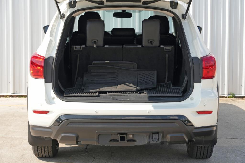 used 2020 Nissan Pathfinder car, priced at $18,000