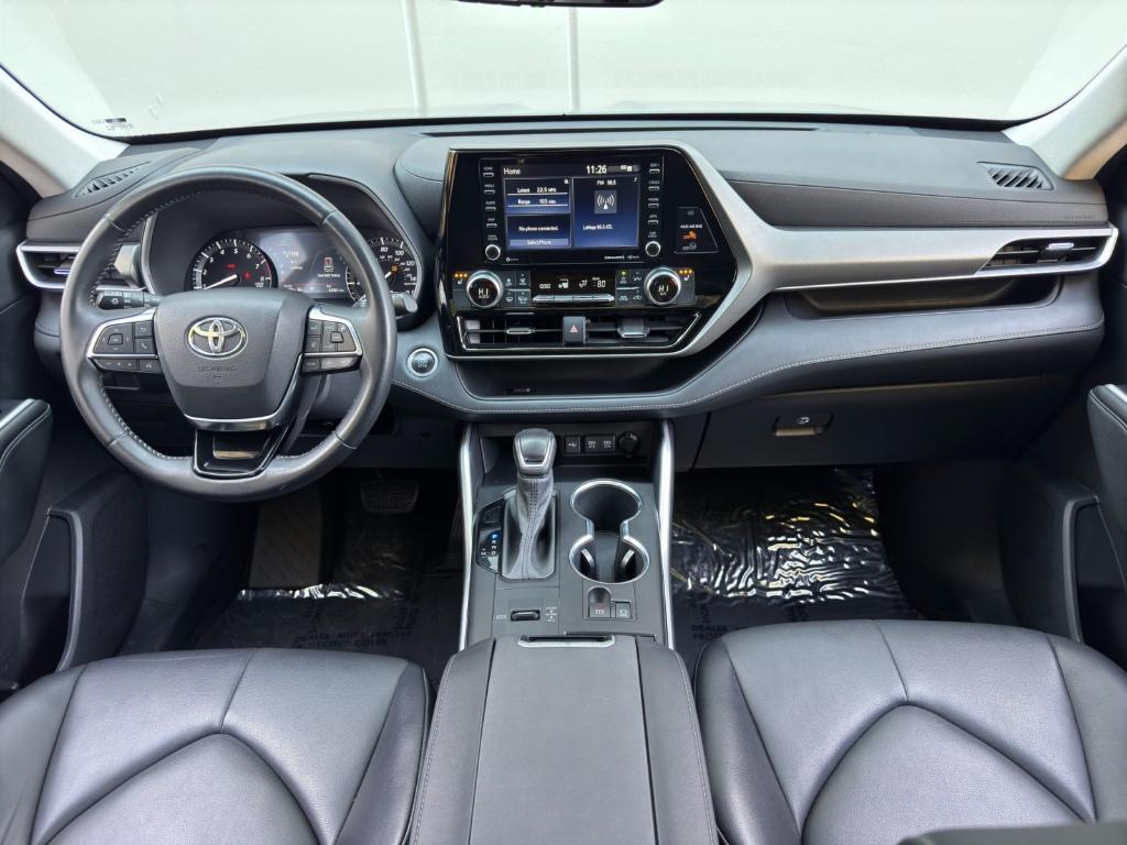 used 2021 Toyota Highlander car, priced at $26,000