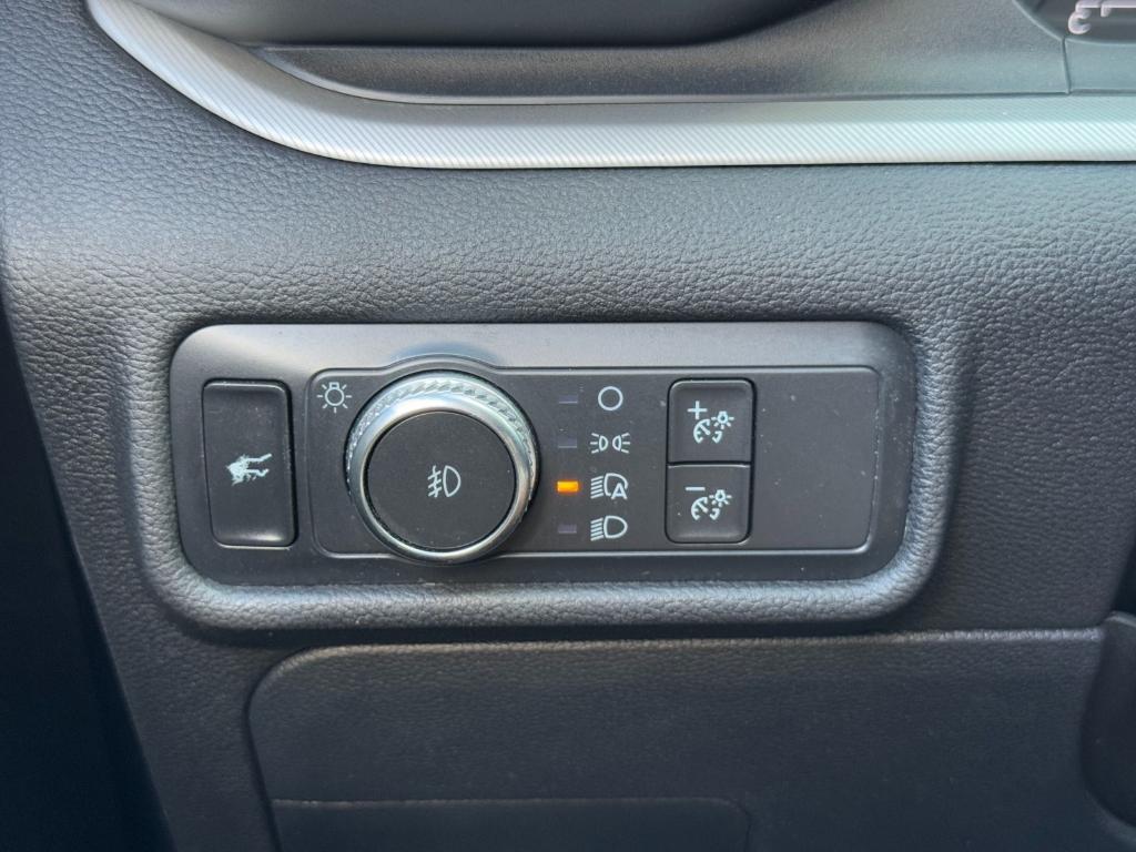 used 2020 Ford Explorer car, priced at $11,000